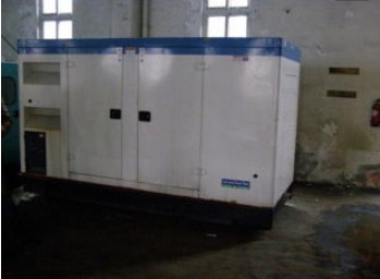 临沭康明斯150kw大型柴油二手发电机组